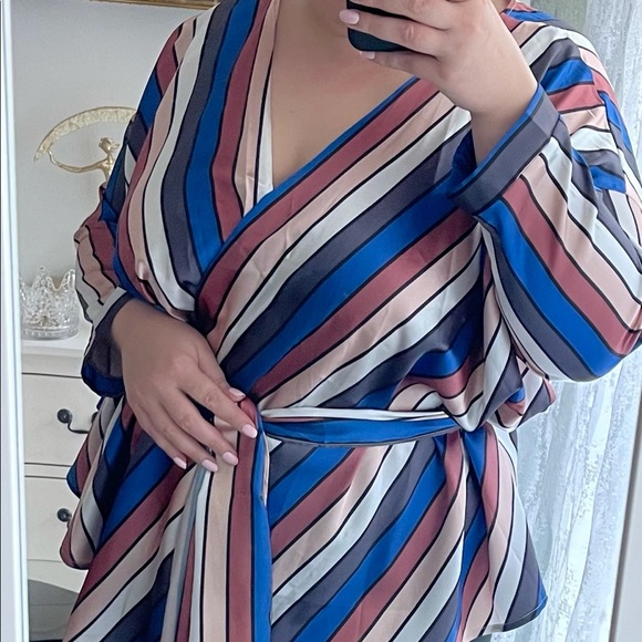 Plus size pretty little thing top 18UK = 14US - Picture 1 of 7